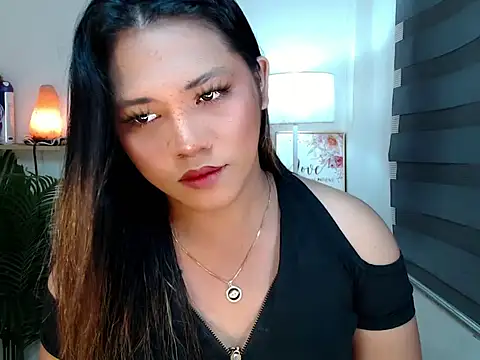 Snapshot of scarlett_brownx69 chatting on February 4, 2026, 10:32 am scarlett brownx69 online show from February 4, 2026, 10:32 am