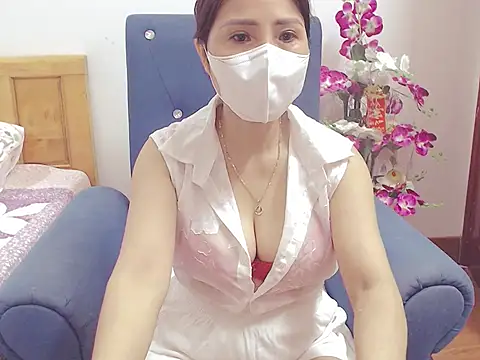 ruby 8x online show from September 20, 2025, 11:37 am