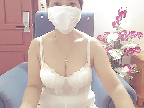 ruby 8x online show from October 28, 2025, 12:00 am