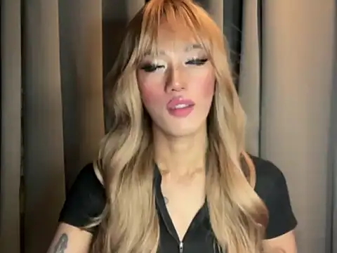 Snapshot of Lust-sluttymira chatting on October 3, 2025, 7:48 pm Lust-sluttymira online show from October 3, 2025, 7:48 pm