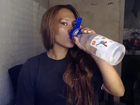 isabellabigcock06 online show from March 19, 2026, 10:37 am