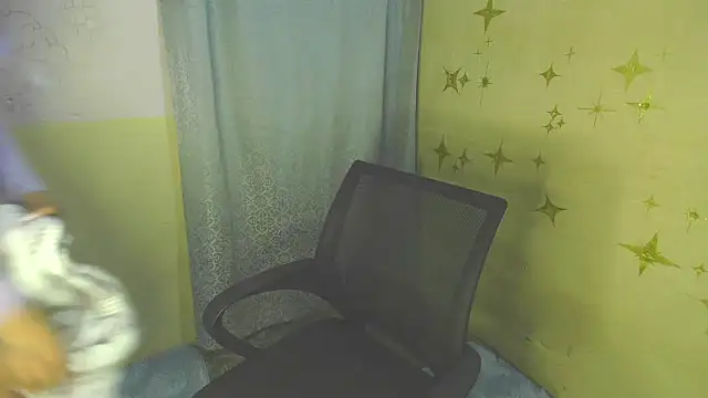 Snapshot of im_miauhg chatting on October 18, 2025, 4:58 am im miauhg online show from October 18, 2025, 4:58 am