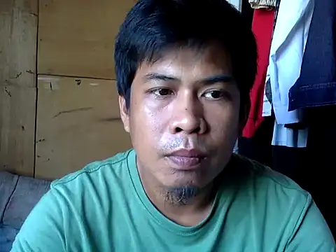 Snapshot of SteveFoxxe chatting on September 30, 2025, 11:44 pm SteveFoxxe online show from September 30, 2025, 11:44 pm