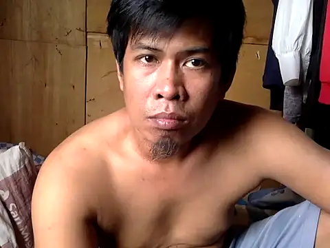 Snapshot of SteveFoxxe chatting on October 20, 2025, 11:49 pm SteveFoxxe online show from October 20, 2025, 11:49 pm