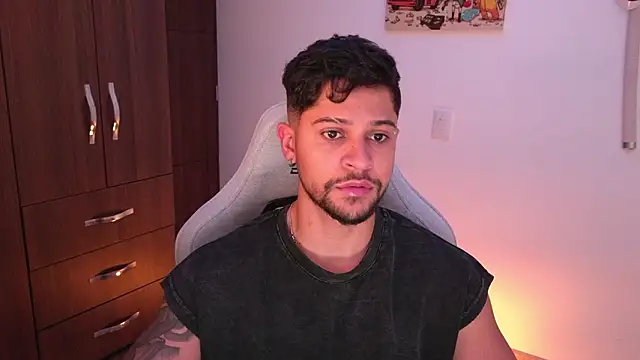 domsantiago  online show from February 4, 2026, 3:34 am