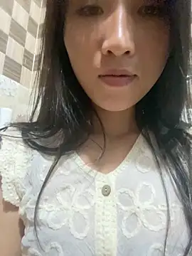 Snapshot of oneyou_400 chatting on September 17, 2025, 3:25 pm oneyou 400 online show from September 17, 2025, 3:25 pm