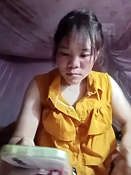 Nguyet135 online show from April 13, 2026, 1:59 pm