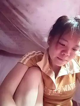 Nguyet135 online show from April 15, 2026, 2:32 pm