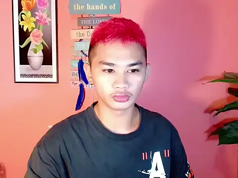 Snapshot of asianhardcock25 chatting on October 5, 2025, 4:14 am asianhardcock25 online show from October 5, 2025, 4:14 am