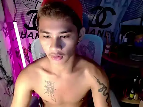 asianhardcock25 online show from February 5, 2026, 6:37 pm