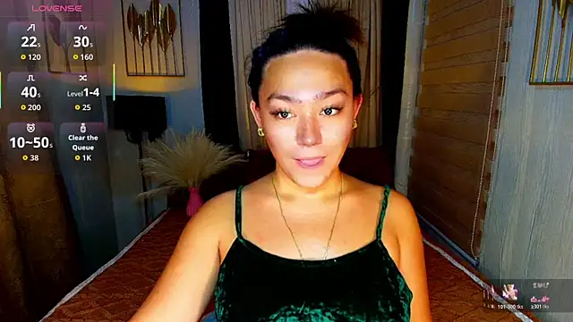 hot wildivana online show from April 2, 2026, 4:08 am