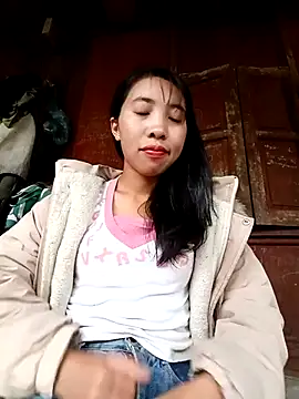 Snapshot of emaame68 chatting on September 29, 2025, 1:34 am emaame68 online show from September 29, 2025, 1:34 am