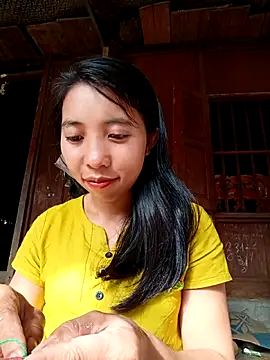 Snapshot of emaame68 chatting on September 24, 2025, 1:13 am emaame68 online show from September 24, 2025, 1:13 am