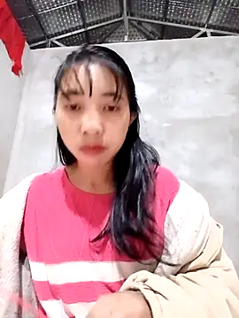 Snapshot of emaame68 chatting on October 17, 2025, 2:52 pm emaame68 online show from October 17, 2025, 2:52 pm