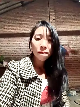 Snapshot of emaame68 chatting on October 25, 2025, 2:17 pm emaame68 online show from October 25, 2025, 2:17 pm