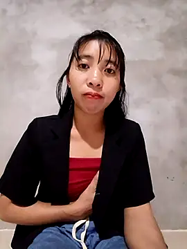 Snapshot of emaame68 chatting on October 23, 2025, 1:43 pm emaame68 online show from October 23, 2025, 1:43 pm