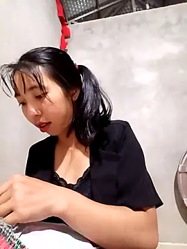 Snapshot of emaame68 chatting on September 25, 2025, 3:07 pm emaame68 online show from September 25, 2025, 3:07 pm