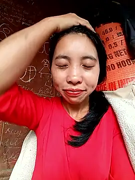 Snapshot of emaame68 chatting on October 2, 2025, 1:31 am emaame68 online show from October 2, 2025, 1:31 am