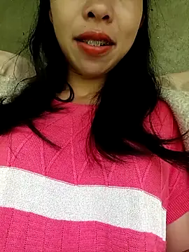 Snapshot of emaame68 chatting on October 7, 2025, 1:06 am emaame68 online show from October 7, 2025, 1:06 am