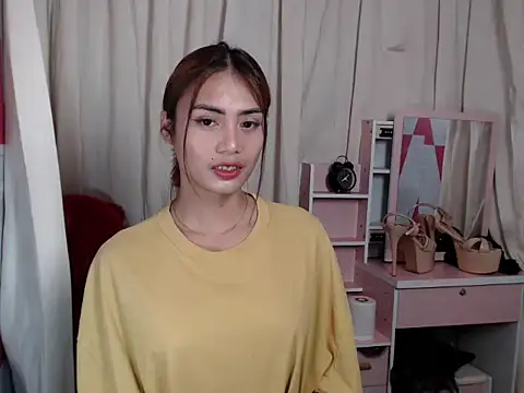 Snapshot of miss-miya chatting on October 30, 2025, 2:47 pm miss-miya online show from October 30, 2025, 2:47 pm