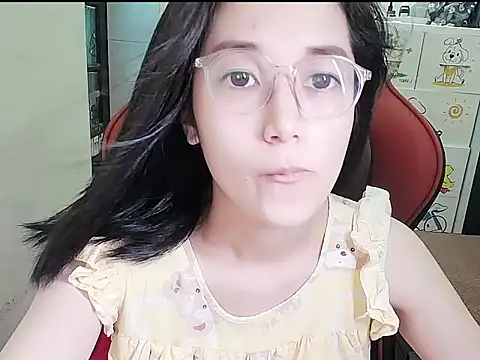 Shulee21 online show from September 20, 2025, 1:10 am