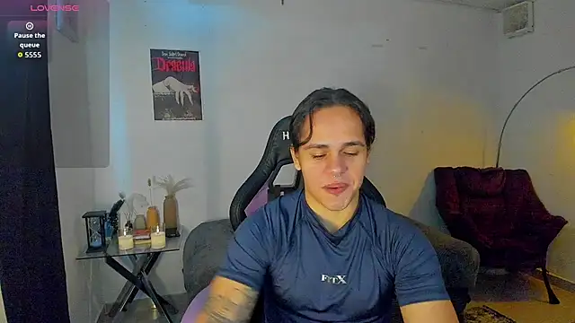 Snapshot of Maximiliano_scoott__ chatting on February 8, 2026, 6:05 pm Maximiliano scoott online show from February 8, 2026, 6:05 pm