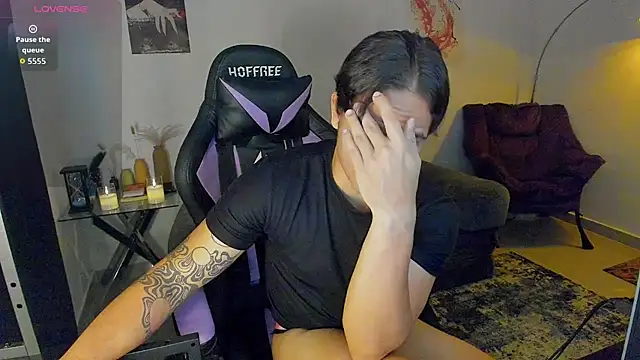 Snapshot of Maximiliano_scoott__ chatting on February 7, 2026, 10:40 pm Maximiliano scoott online show from February 7, 2026, 10:40 pm