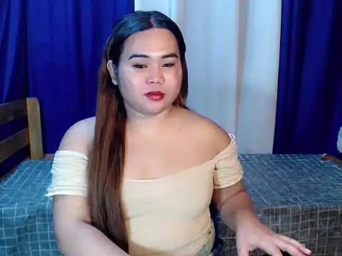 Snapshot of queen_staceyy chatting on February 5, 2026, 10:27 pm queen staceyy online show from February 5, 2026, 10:27 pm
