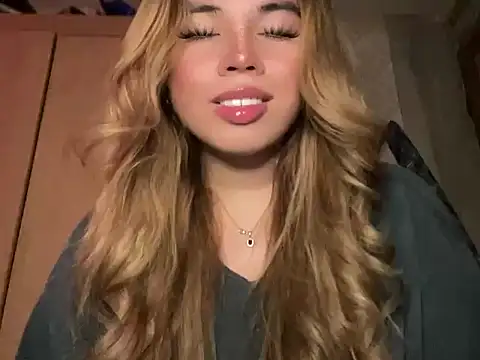 goddessofalltime online show from April 5, 2026, 3:35 am