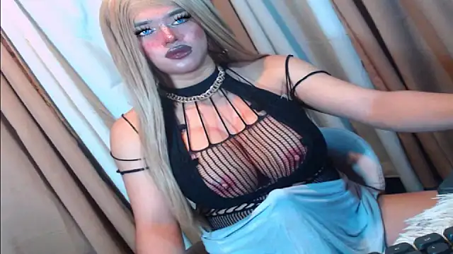 Snapshot of GoddessOFHUGEx chatting on October 5, 2025, 3:47 pm GoddessOFHUGEx online show from October 5, 2025, 3:47 pm