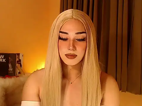 Snapshot of magnificent_kitana chatting on September 25, 2025, 12:33 pm magnificent kitana online show from September 25, 2025, 12:33 pm