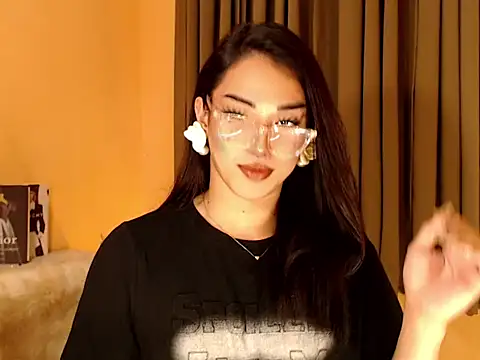 Snapshot of magnificent_kitana chatting on September 22, 2025, 9:26 am magnificent kitana online show from September 22, 2025, 9:26 am