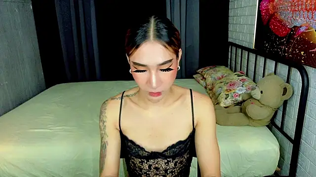 Snapshot of TRANSGODDESSA chatting on October 5, 2025, 10:11 pm TRANSGODDESSA online show from October 5, 2025, 10:11 pm