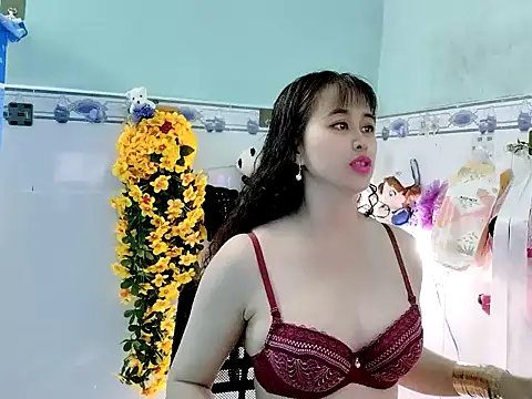 emgaixinhngoan online show from September 24, 2025, 12:11 pm