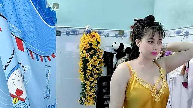 emgaixinhngoan online show from October 3, 2025, 4:19 pm