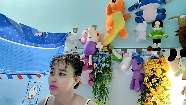 emgaixinhngoan online show from October 22, 2025, 11:25 pm