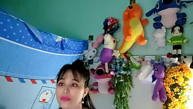 emgaixinhngoan online show from October 31, 2025, 4:03 pm