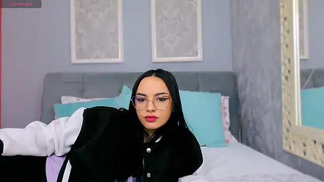 ScarletVex online show from January 13, 2026, 4:00 pm