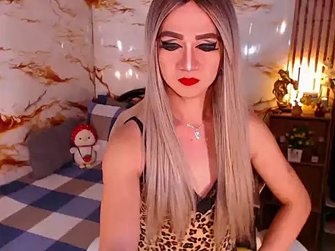 Snapshot of NaughtyFastCum chatting on October 3, 2025, 8:49 am NaughtyFastCum online show from October 3, 2025, 8:49 am