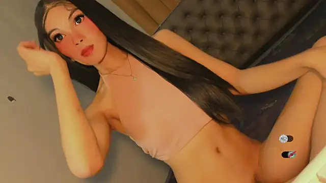Snapshot of bella_enchantra chatting on September 9, 2025, 9:46 pm bella enchantra online show from September 9, 2025, 9:46 pm