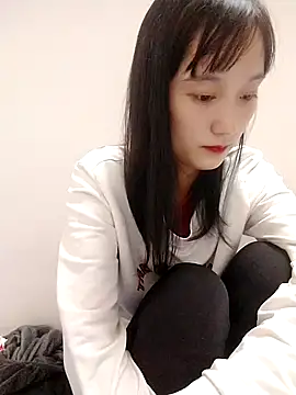 Kembong01 online show from November 4, 2025, 6:44 pm