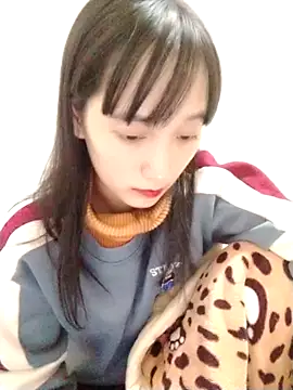 Kembong01 online show from December 5, 2025, 7:12 pm