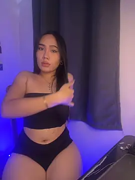 Snapshot of xo_mixy chatting on September 26, 2025, 9:32 pm xo mixy online show from September 26, 2025, 9:32 pm