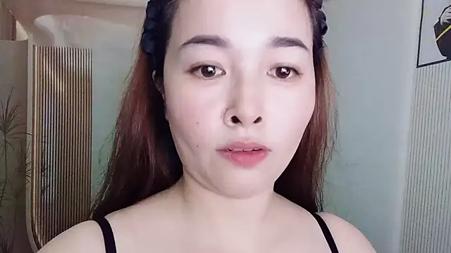 benahotsex69 online show from October 4, 2025, 2:35 am