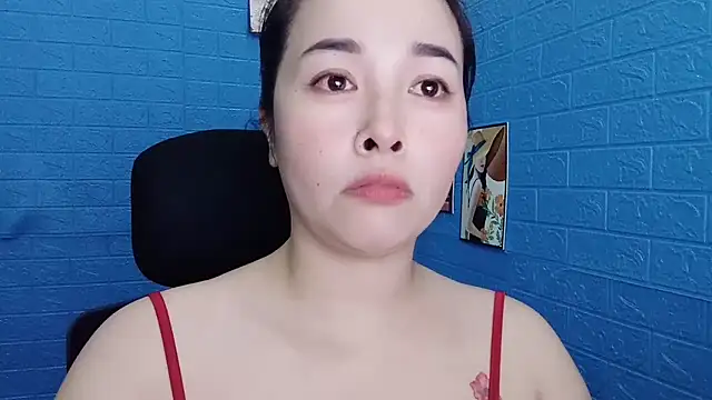 benahotsex69 online show from September 23, 2025, 12:01 pm