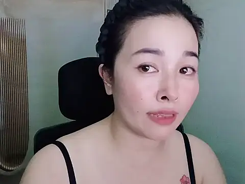 benahotsex69 online show from October 6, 2025, 11:55 am