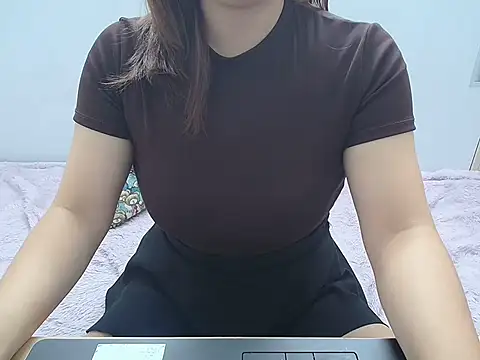 Snapshot of Amiee_Showhottie chatting on September 26, 2025, 1:01 am Amiee Showhottie online show from September 26, 2025, 1:01 am