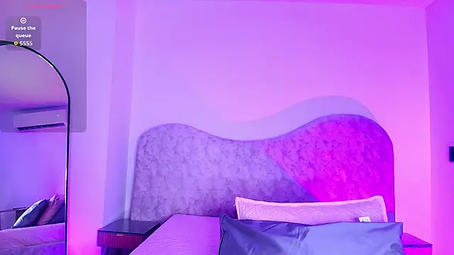 wensheng  online show from November 25, 2025, 7:14 pm