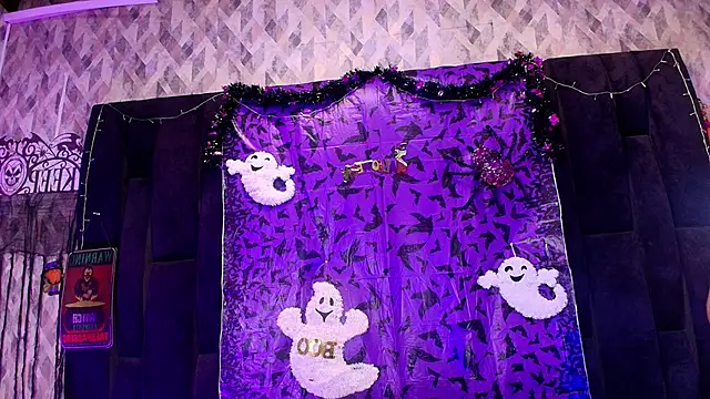 wensheng  online show from October 25, 2025, 7:14 pm