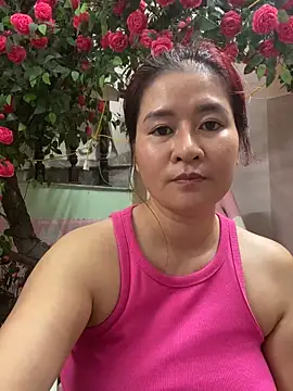 Snapshot of Bollozzy_89 chatting on October 3, 2025, 4:52 pm Bollozzy 89 online show from October 3, 2025, 4:52 pm